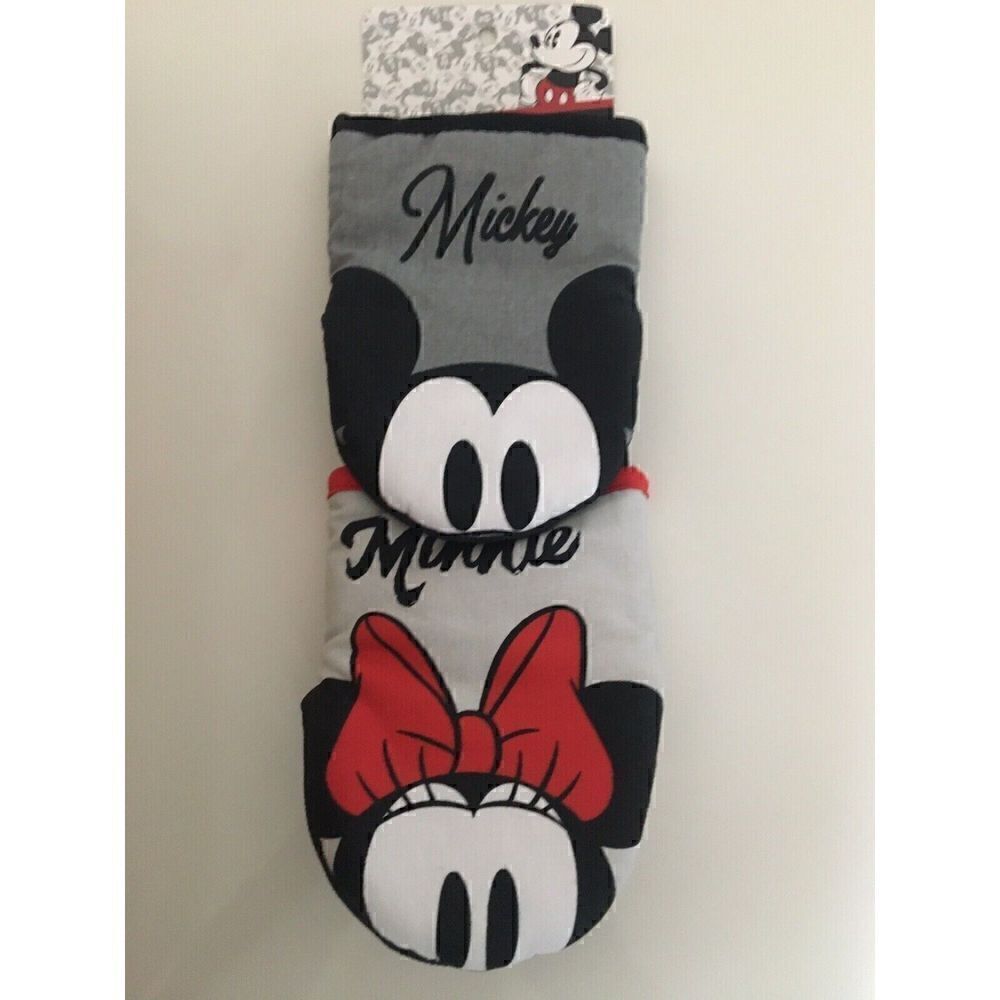 Disney Mickey  & Minnie Mouse Set of 2 Oversized Mini Oven Mitts  NEW